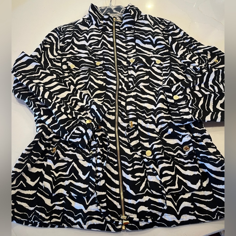 Calvin Klein Black & White Linen Jacket with Bright Gold Accents